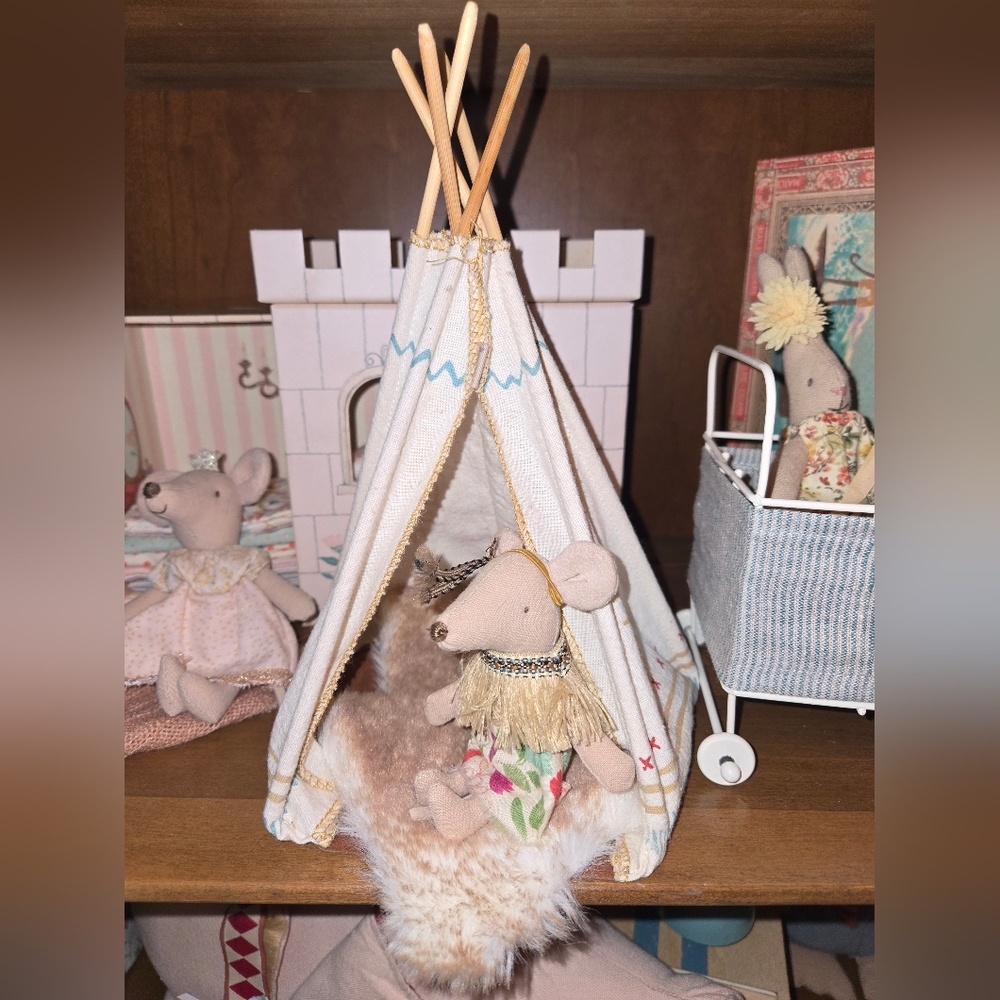 Maileg Feather Adorable Mouse Teepee Playset